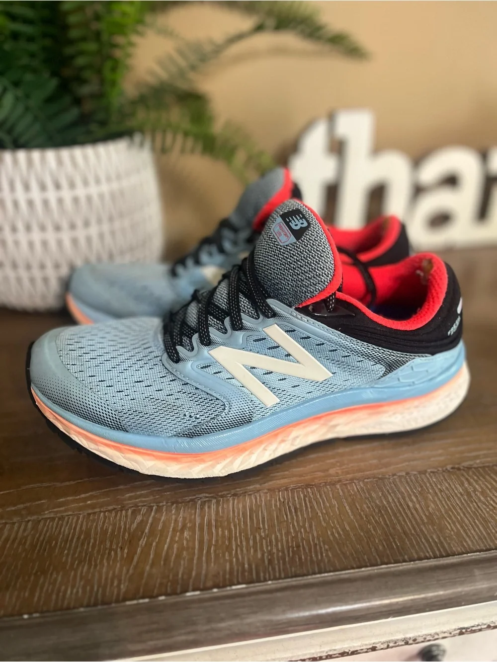 New Balance Fresh Foam 1080v8 Blue Pink Coral Running Shoes Women's US Size 8.5